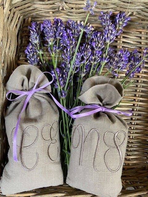 Lavendelsäckchen mit Monogramm taupe