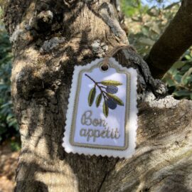geschenkanhaenger-oliven-bon-appetit-im-olivenbaum